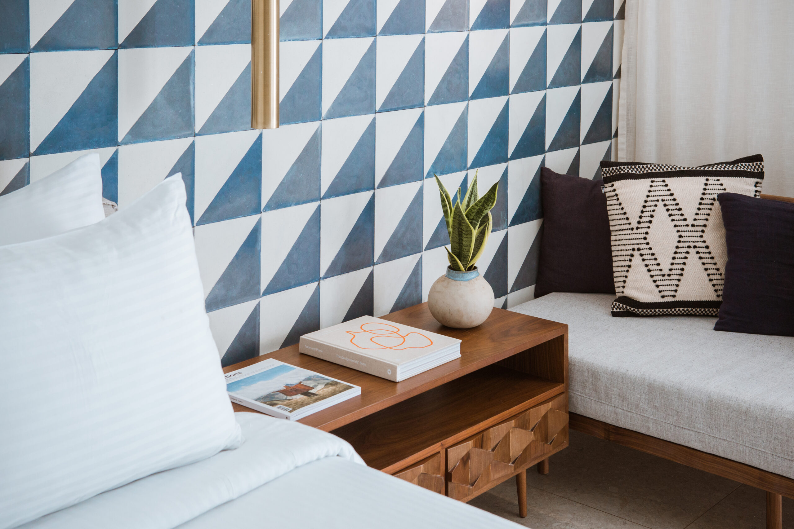 Bungalow Garden View