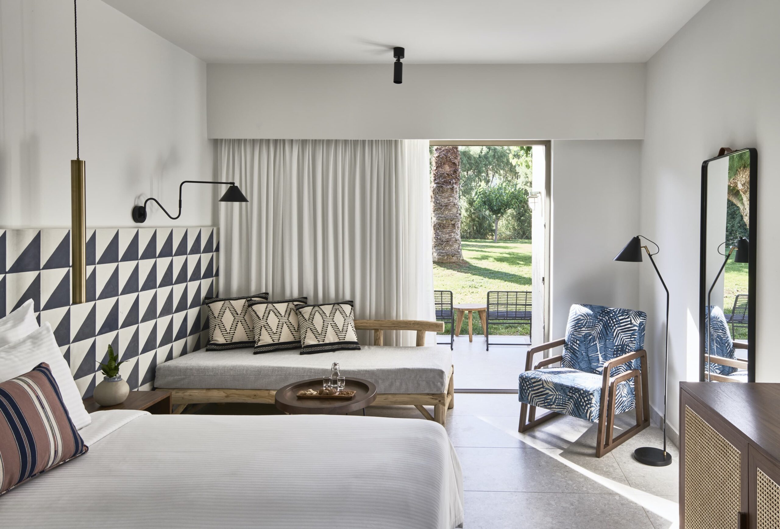 Bungalow Garden View