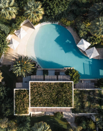 1233 – Outdoor Pool Optimized